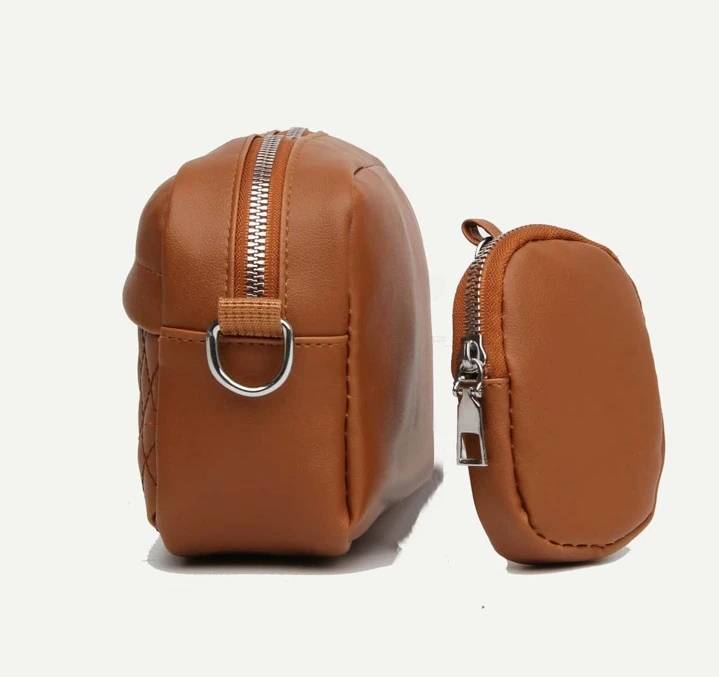 QUILTED BAG WITH COIN POCKET (QBR)
