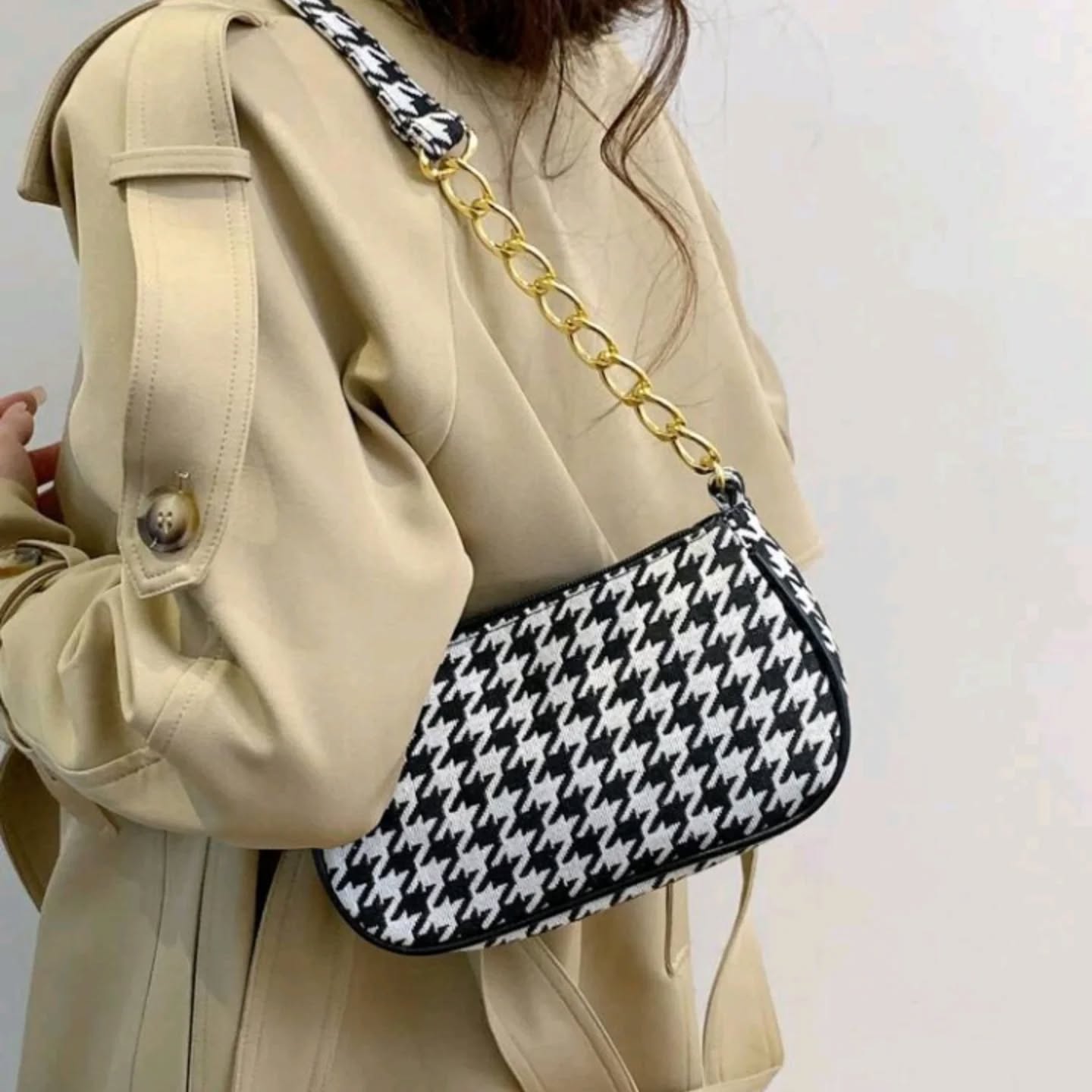 CHIC HOUNDSTOOTH SHOULDER BAG - (CHIC)