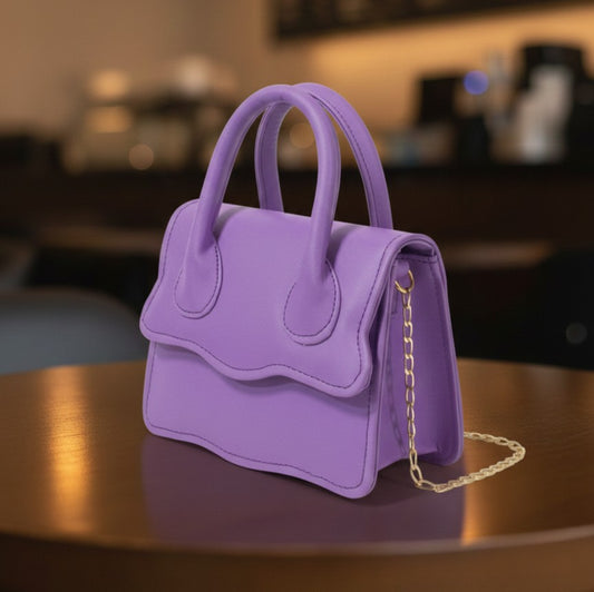 ELEGANT WAVES STRUCTURED GOLD CHAIN HANDBAG (WAV)