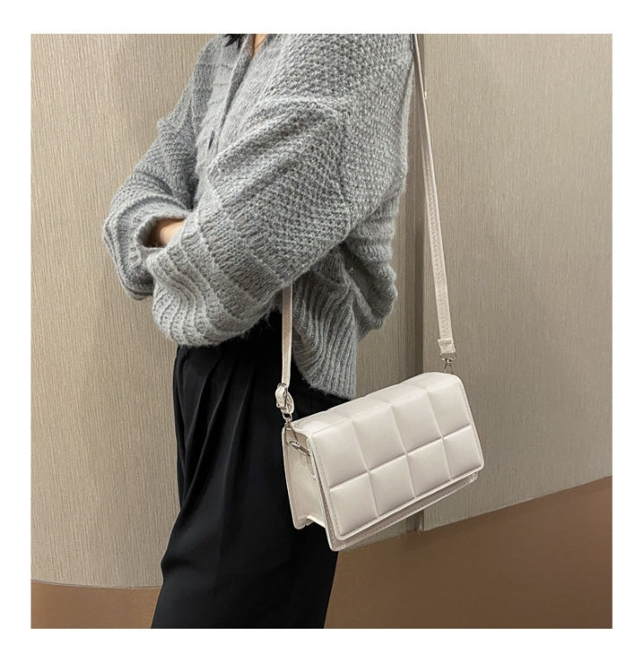 PADDED QUILTED RECTANGLE CROSSBODY/SHOULDER BAG (BIS)