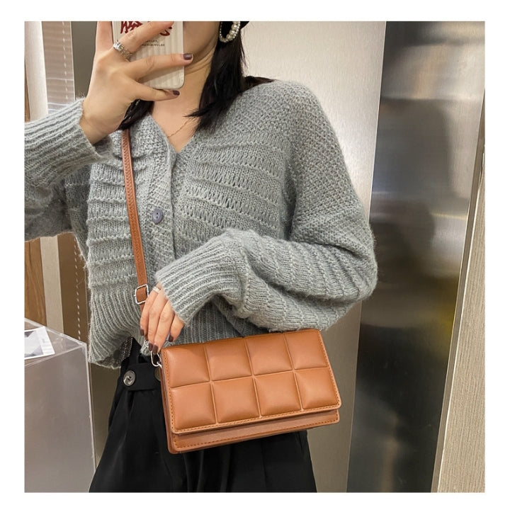 PADDED QUILTED RECTANGLE CROSSBODY/SHOULDER BAG (BIS)
