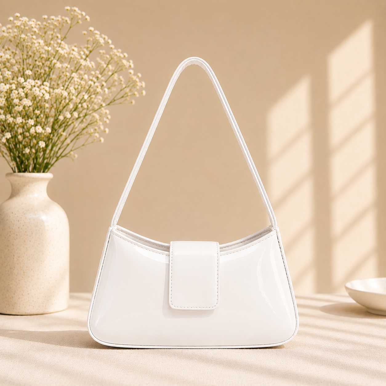 ELEGANT GLOSSY SHOULDER BAG (GLOSS)