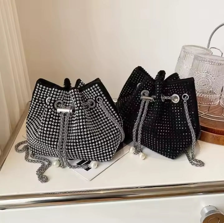 IMPORTED GOLD STUDDED BUCKET CHAIN BAG( BKT)