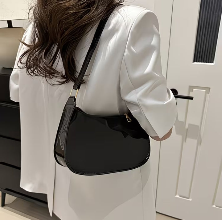 PATENT GLOSS SHOULDER BAG (LUNA)